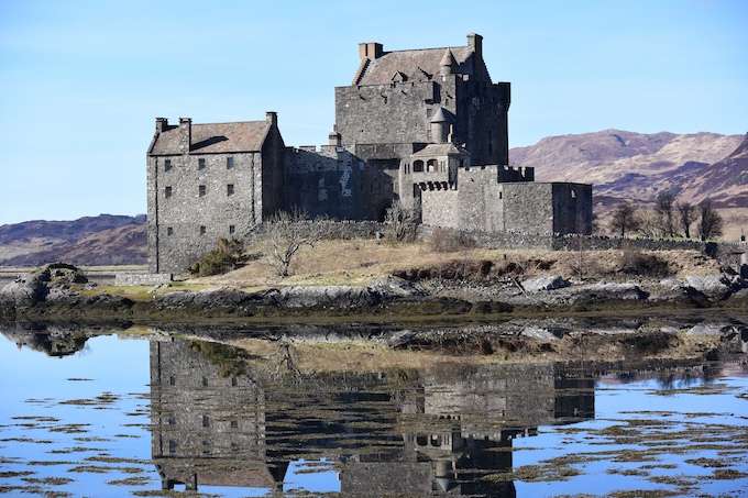 Eilean-Donan-Castle-close-up
